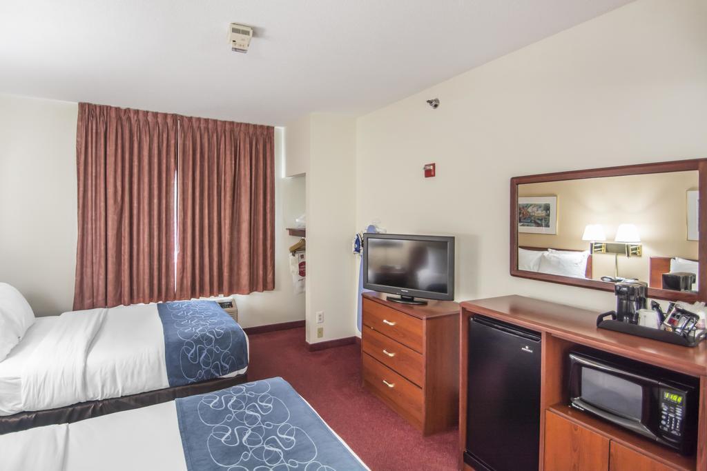 Comfort Suites Rochester Henrietta University Area Εξωτερικό φωτογραφία