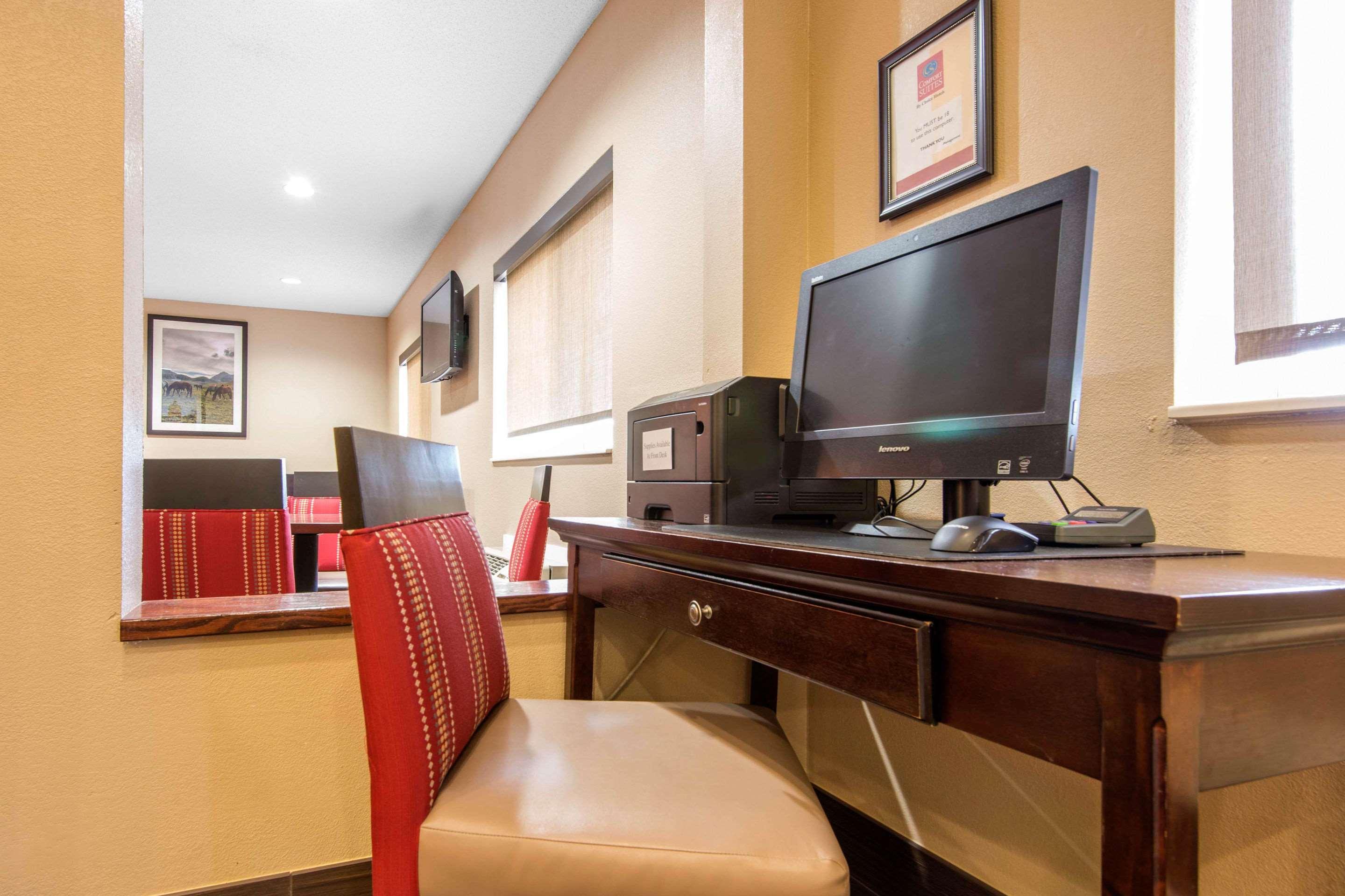 Comfort Suites Rochester Henrietta University Area Εξωτερικό φωτογραφία