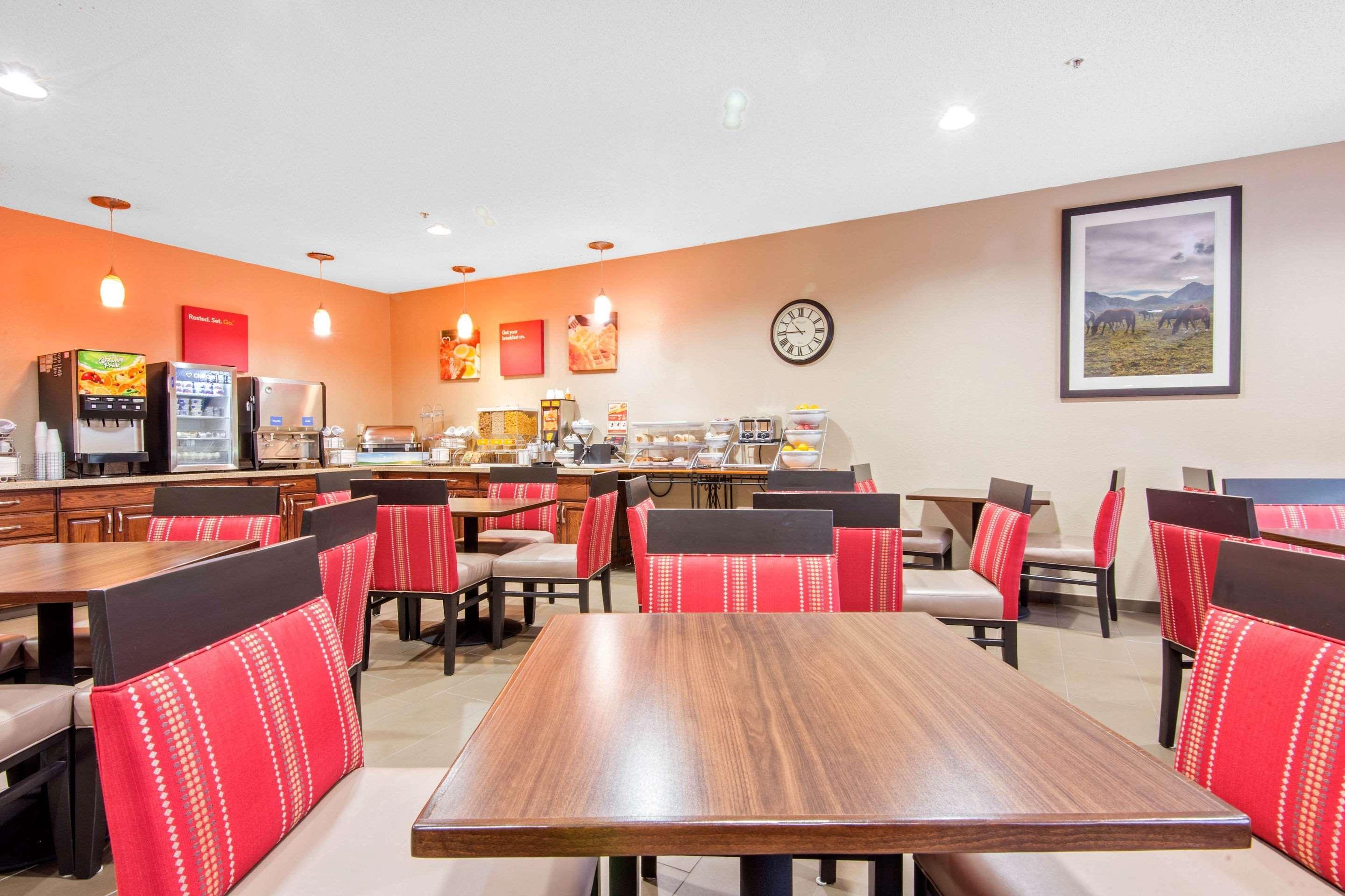 Comfort Suites Rochester Henrietta University Area Εξωτερικό φωτογραφία