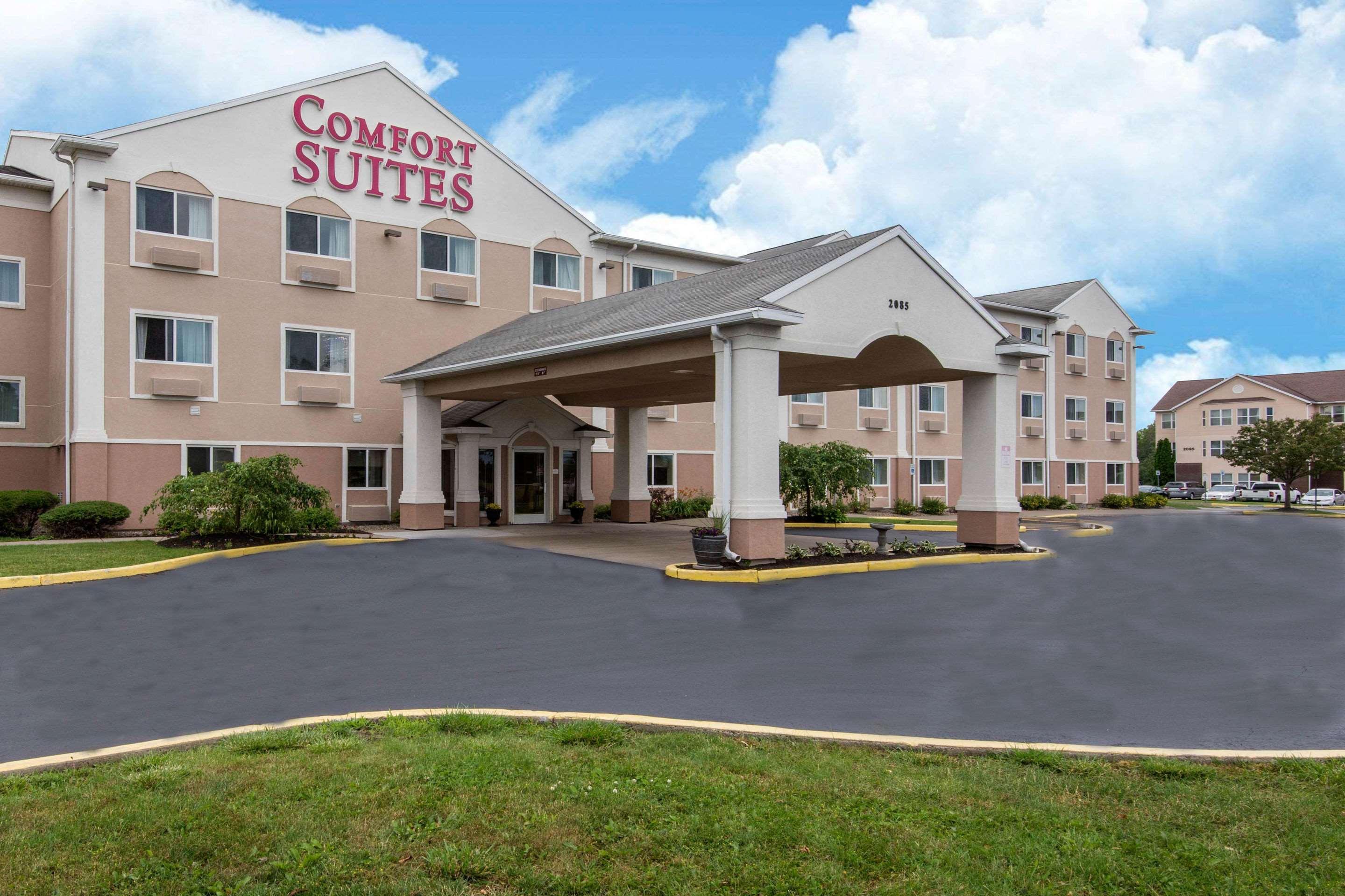 Comfort Suites Rochester Henrietta University Area Εξωτερικό φωτογραφία
