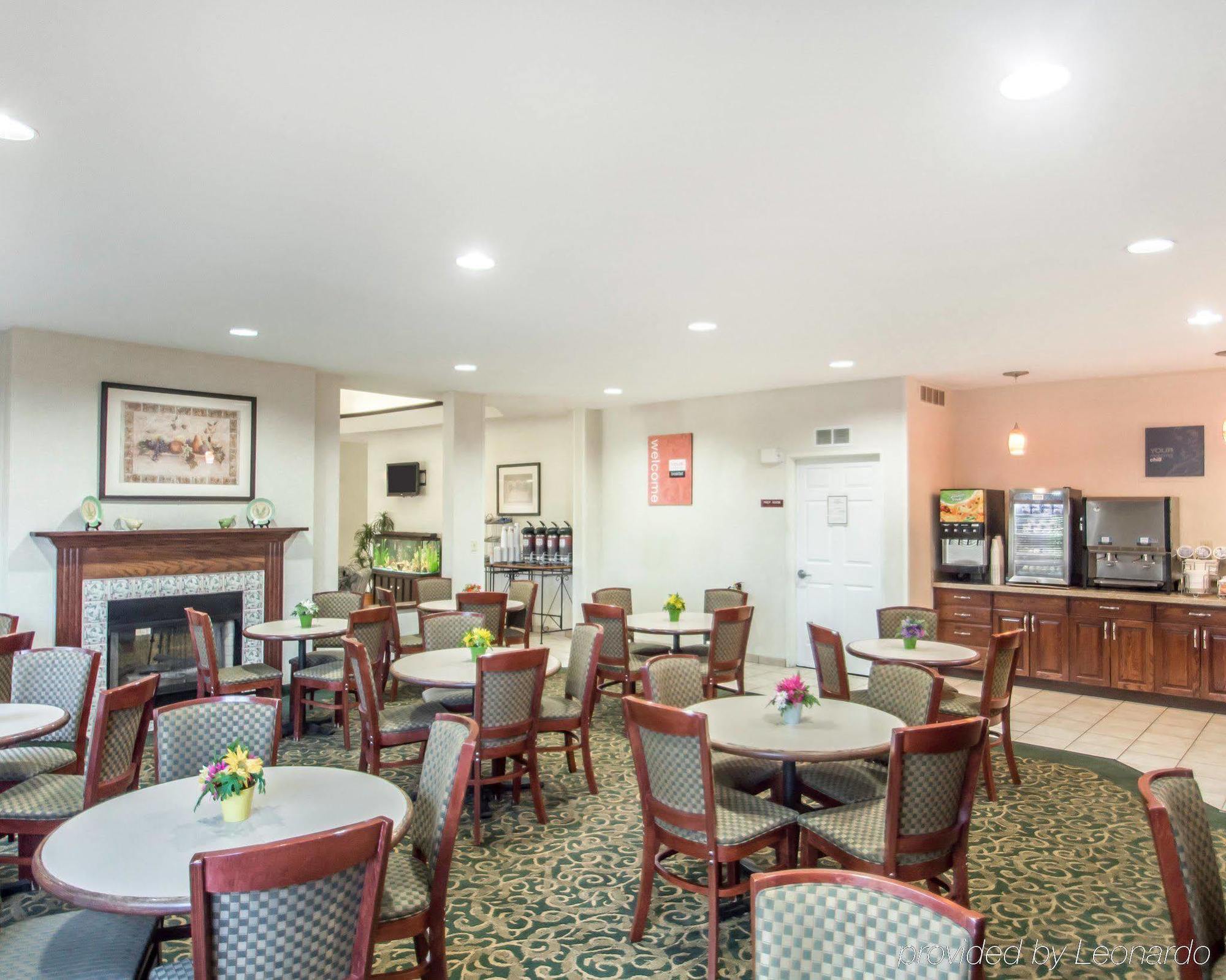 Comfort Suites Rochester Henrietta University Area Εξωτερικό φωτογραφία